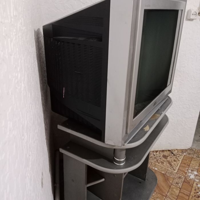 Телевизор цветной б/у