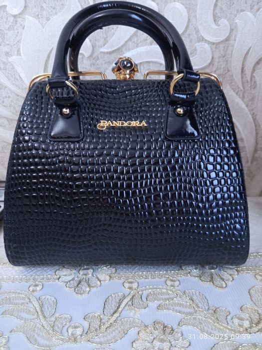Сумка Пандора в отличном состоянии
