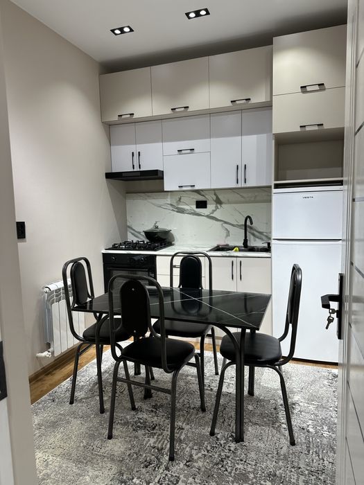 ПРОДАЮ 2х комнатная своя квартира. Юнус Абад 13 квартал