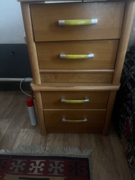 Продам мебель для стальни