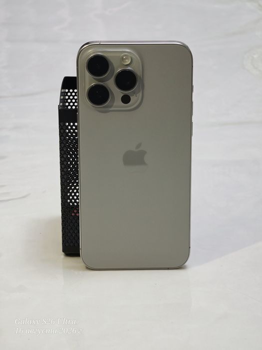 Iphone 15 pro max (Natural Titanium, 256GB)