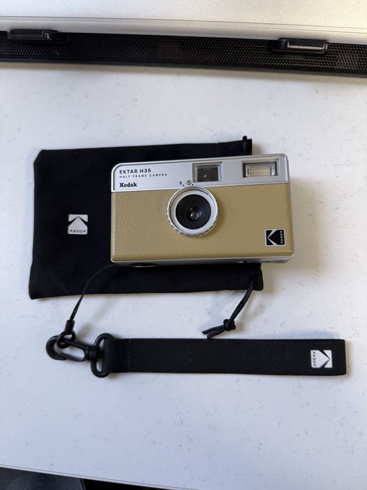 Пленочная камера Kodak Ektar H35