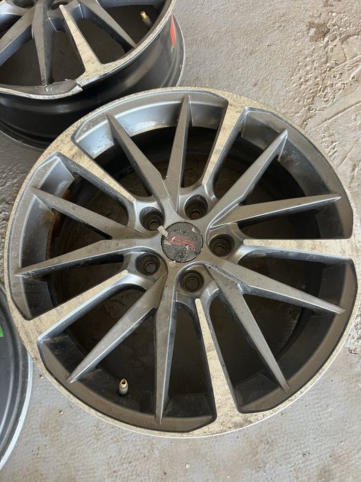 Продам диски на 18