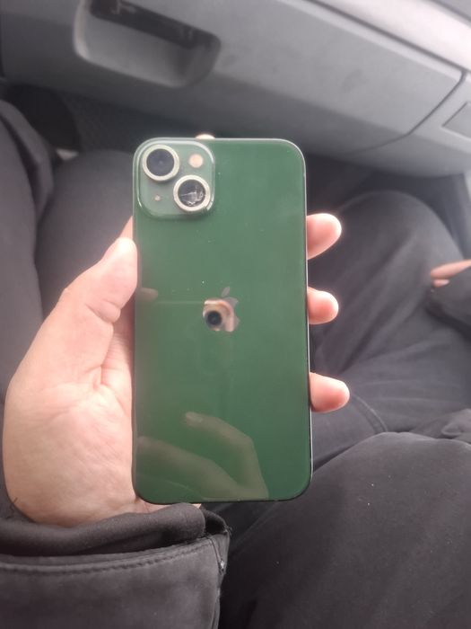 Продам iphone 13 128гб