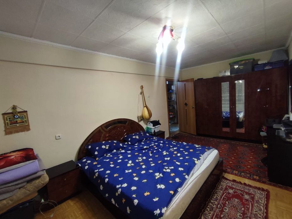 Продам 3 -комнатную квартиру