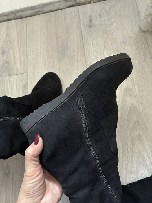 Замшевые сапоги 36 размера