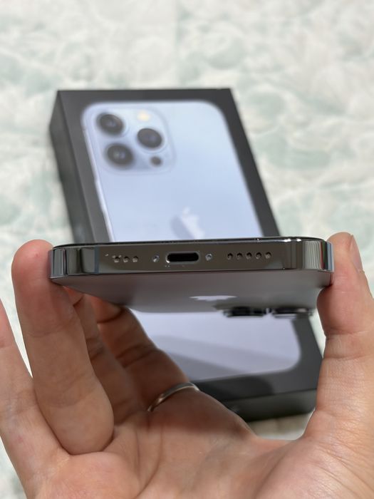 iPhone 13 Pro 256 ГБ Sierra Blue