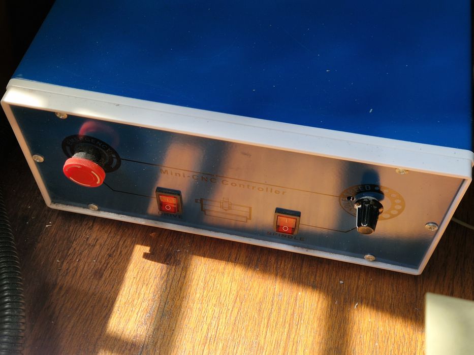 CNC рутер 20х30см с компютър, готов за работа