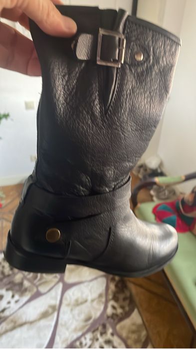 Обуви кожаные отличного качества