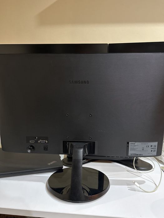 Monitor Samsung 24 inch FULL HD