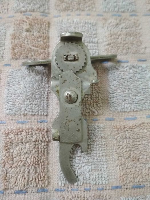 Открывашка для консервных банок, бутылок.  Ссср. Советское.