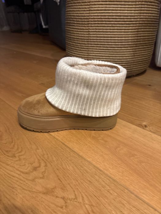 UGG  , ghete de iarna calduroase , marimea 36-37