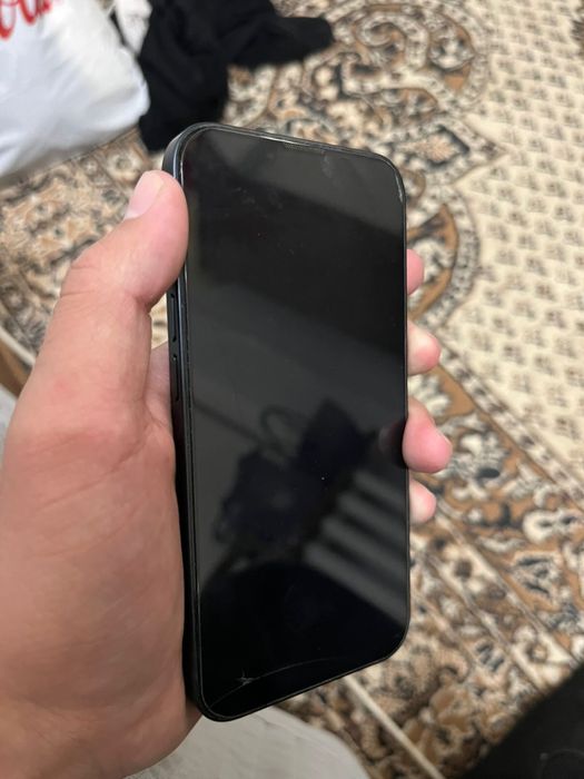 iPhone 13 гарантии