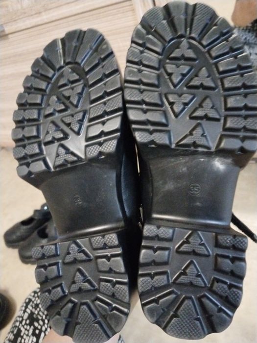 Продам туфли для девочки