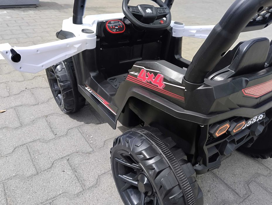 TEXAS акумулаторен джип Fast UTV бял