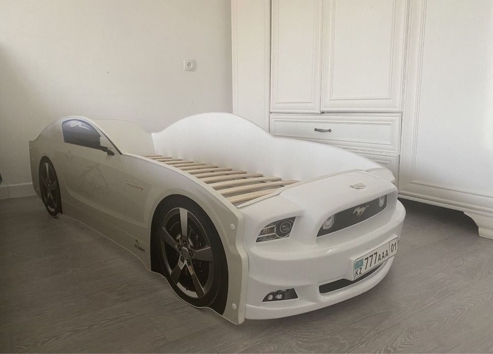 Продам кровать мустанг