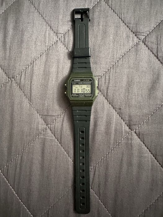 Casio F-91WM-3A часы