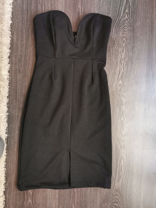 Rochie fără bretele