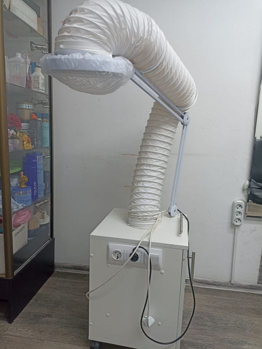 Вытяжка для педикюра