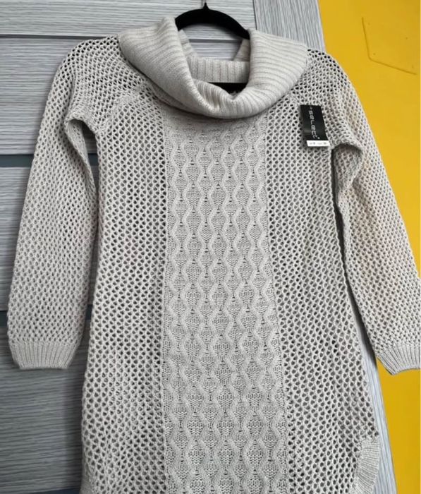 Pulover dama cu guler, nou cu eticheta