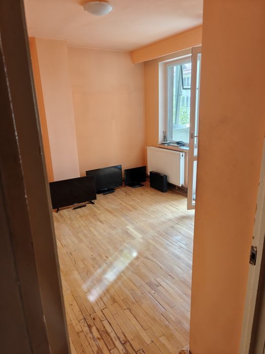 Apartament 3 camere, 2 bai, 2 balcoane + garaj