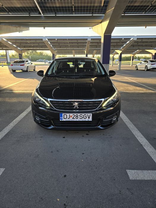 Peugeot 308 II, Active
