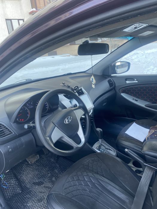 Продаю Hyundai akcent 2014