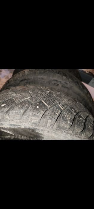 Продам комплект резины зима