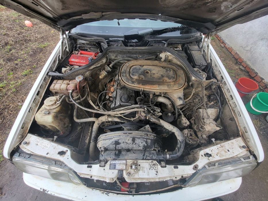 Mersedes benz e200 w124