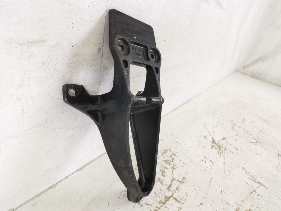 Лява задна странична подложка / Lqva zadna strannichna podlozhka Land