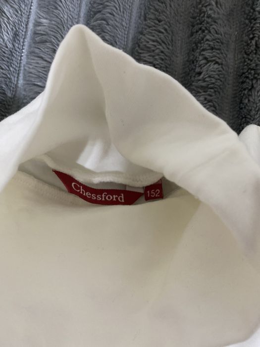 Продам школьные блузки для девочек
