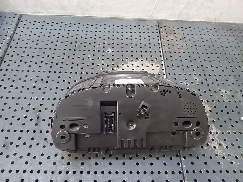 Ceasuri bord diesel bmw seria 1 e81 e87 911019502 1024952-46 25811510