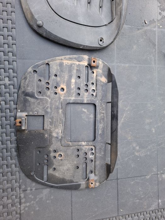 Placa si suport prindere pentru Topcase Shad