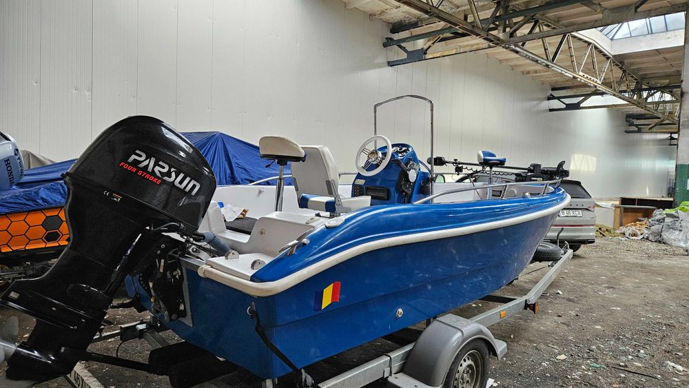 Barca pescuit/agrement Delphin 5.0 2023