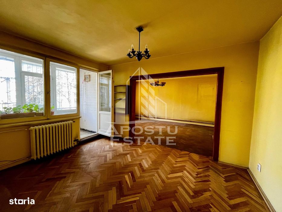 Apartament 4 camere de vanzare, zona Take Ionescu/Cardinale, Timisoara