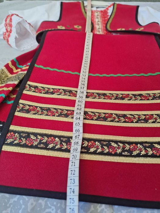 Народна носия 3-5 г. - 130 лв