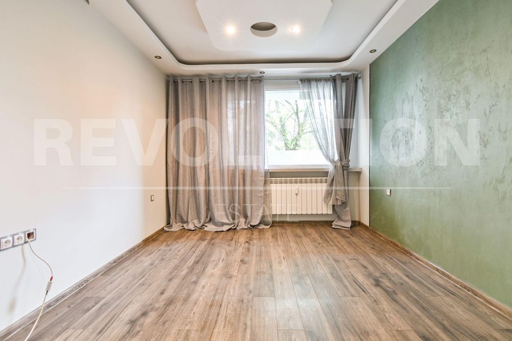 Продава се Тристаен апартамент в София, Младост 2 - 112 кв.м за 1321 €/кв.м - Снимка #4