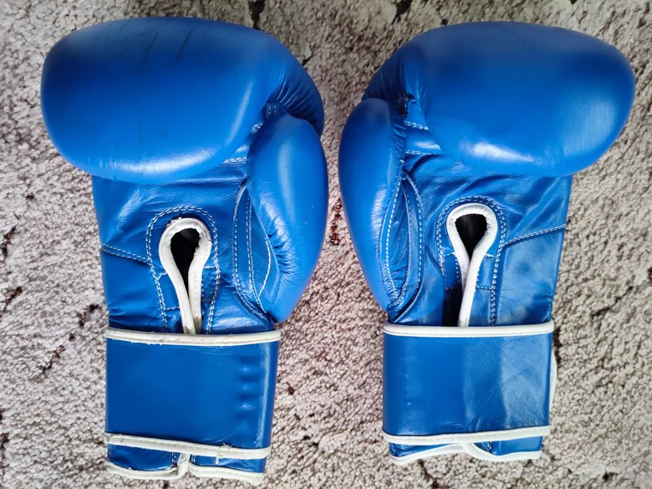 Боксови ръкавици 40 лв