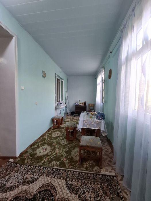 Продается 2 х комнатная квартира