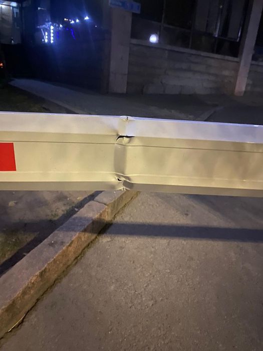 Замена и ремонт стрелы шлагбаума