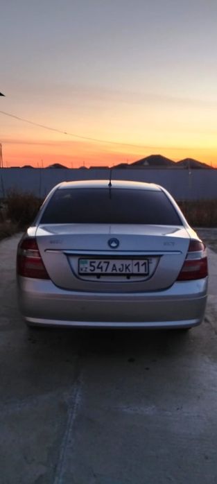 Автомобиль Geely SC7
