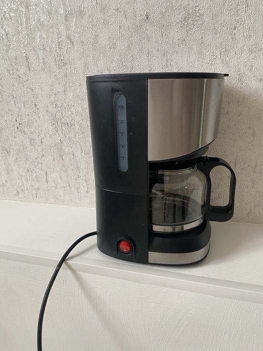 Продам Кофеварку Polaris