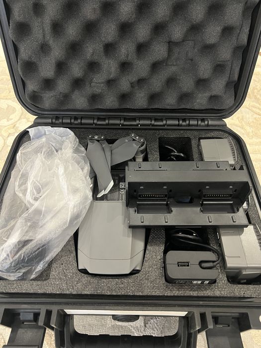 Дрон DJI Mavic 2 Pro серый,