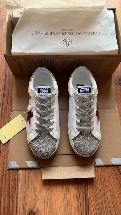 pantofi femei golden goose