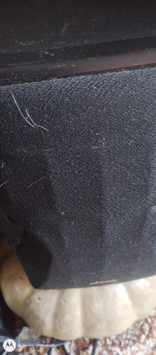 Субуфер, две видео vhs и две тонколони