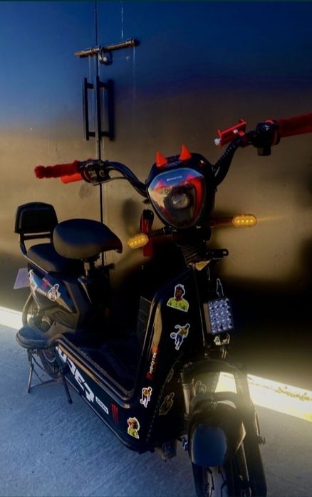 Электрически скутер