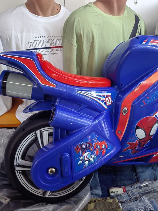 Motocicleta fara pedale Spiderman