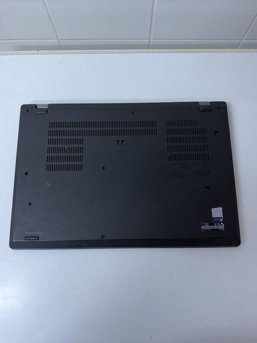 Lenovo T15 Gen 2 i5-11 256GB 16gb