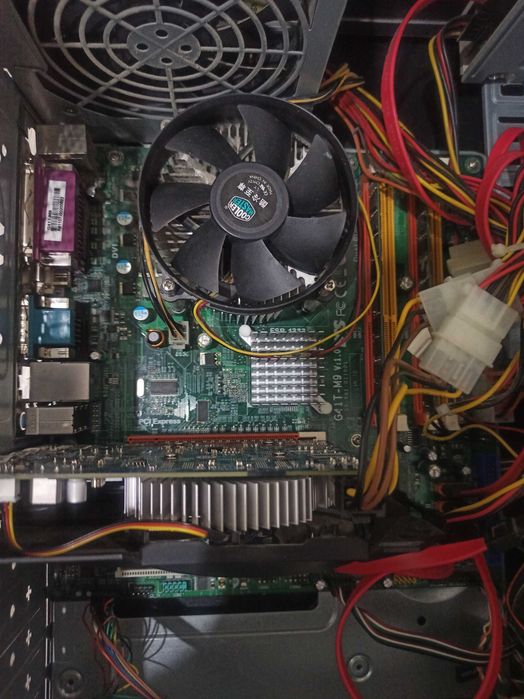 Продам комплект - 4 ядерный Xeon E5440 + плата / корпус / блок питания