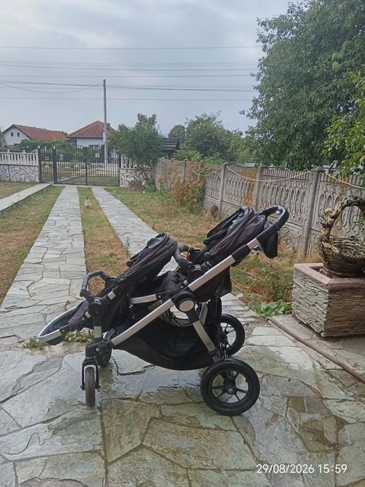 Cărucior gemeni sau frati city select